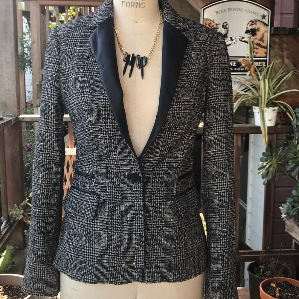 Tweed Blazer